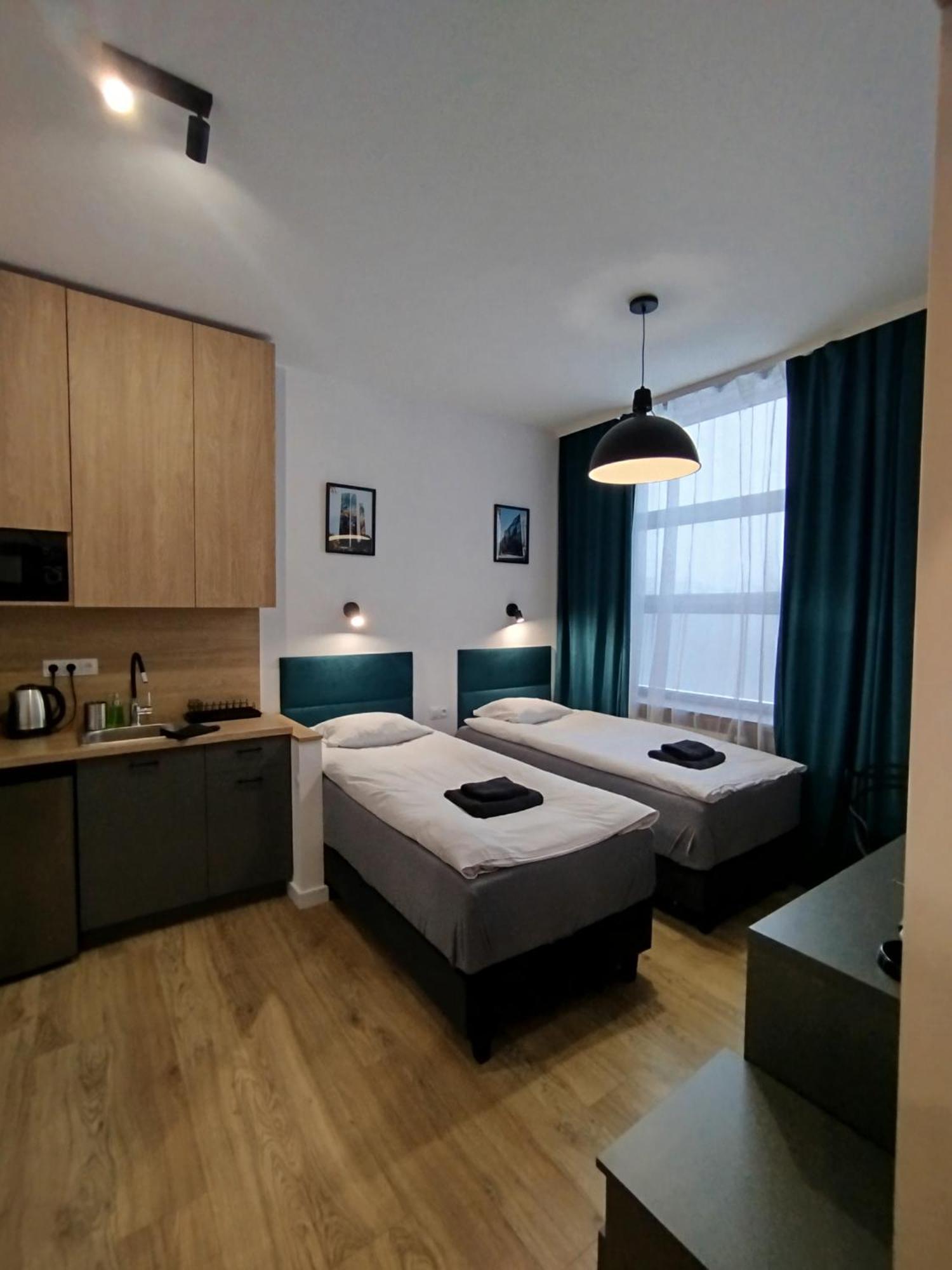 New Adler Bed & Breakfast Łódź Exteriör bild