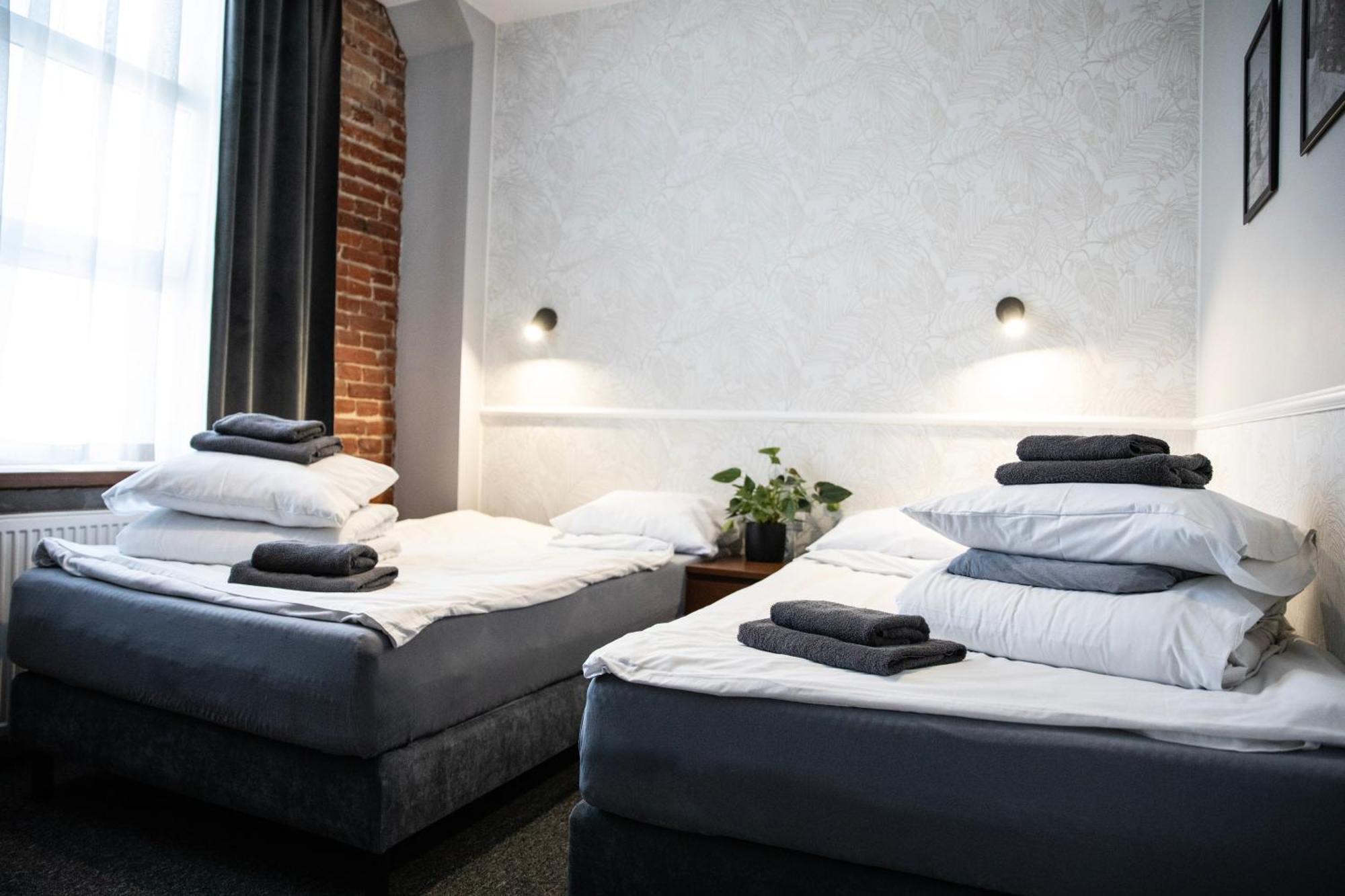 New Adler Bed & Breakfast Łódź Exteriör bild