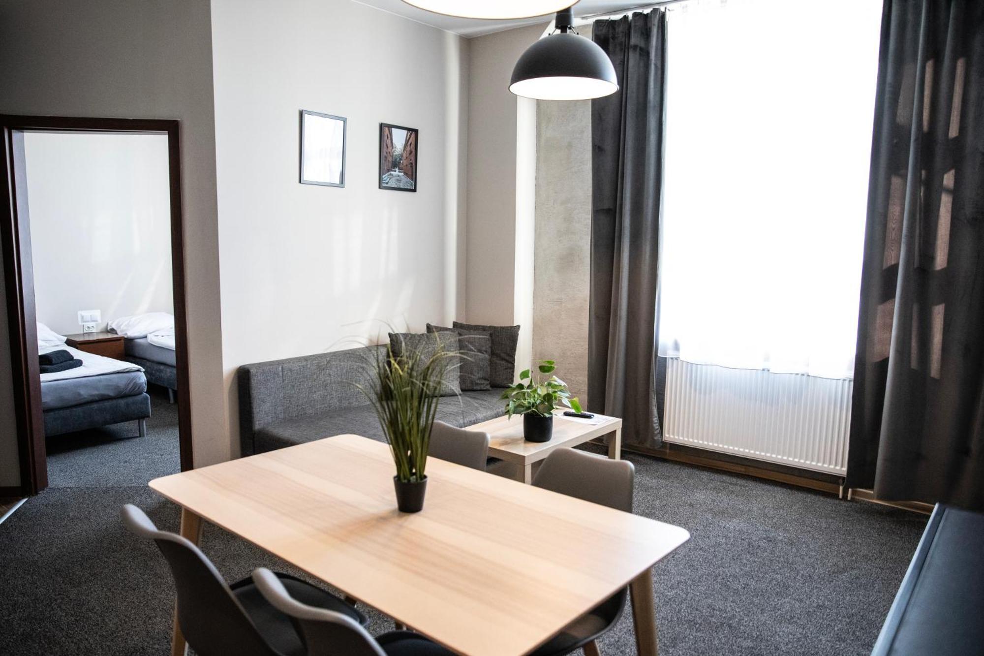 New Adler Bed & Breakfast Łódź Exteriör bild